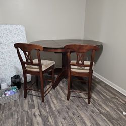 Counter Height Dining Table With Leaf And 6 Chairs