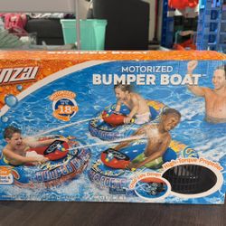 Banzai Motorized Bumper Boat (Brand New In Box) 
