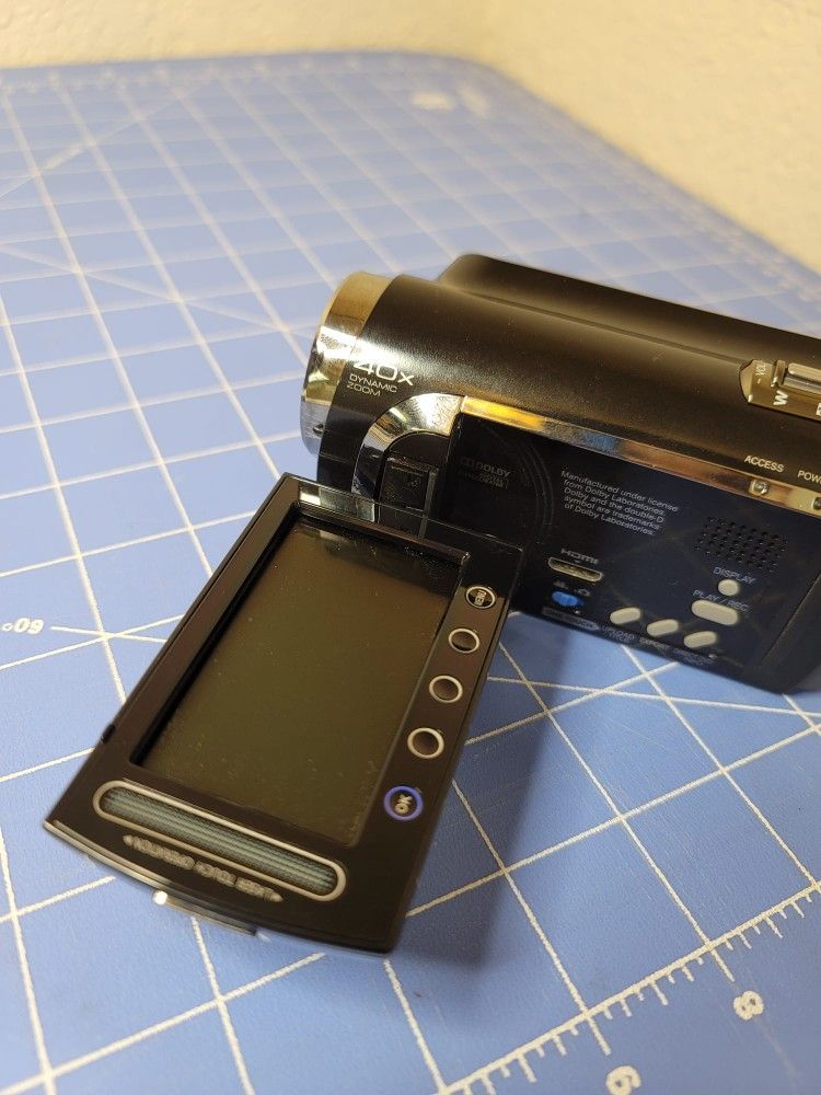 JVC Everio GZMG670BU Camcorder Digital Camcorder Works, no battery