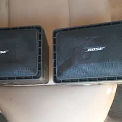 Bose roommate Speakers Id/Od