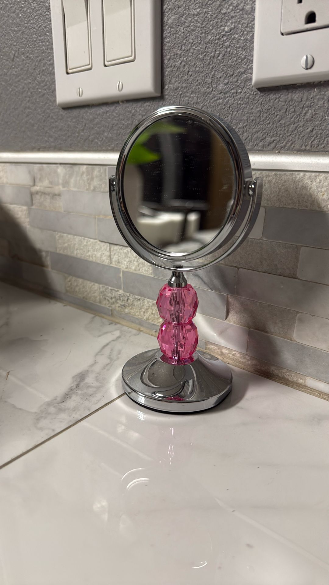 2 Side Magnifying Mirror