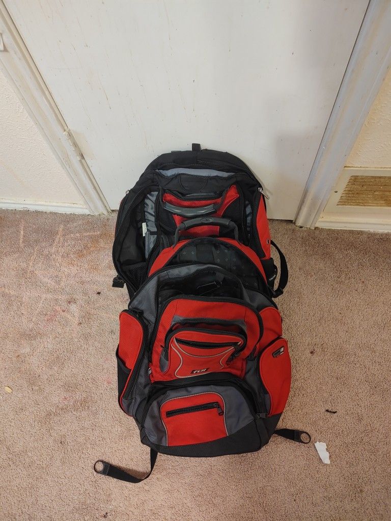 2 Backpacks