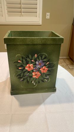 Trash Bin home decor