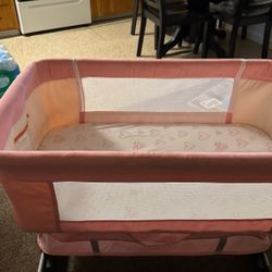 Baby Girl Bassinet 