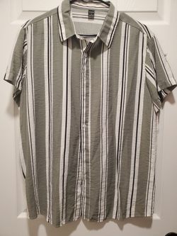 SHEIN Men's short sleeve Button Up Shirt with vertical stripes in olive, white, and black
 Size Large