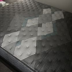 Queen Size Bed Mattress