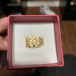 14 K Gold nugget Ring 