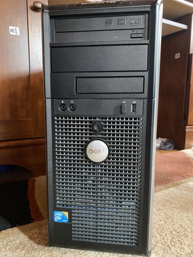 Dell OptiPlex 780 Desktop Computer