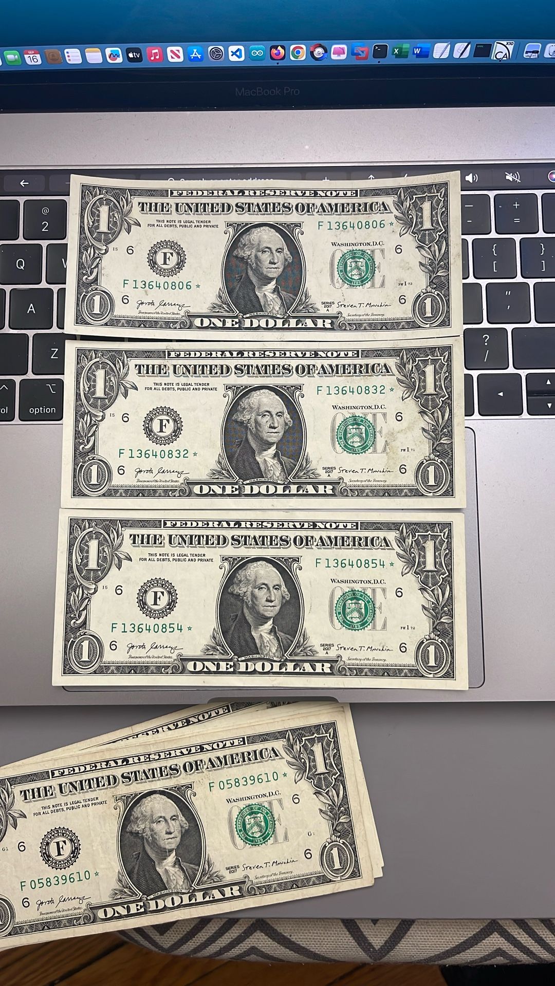 2017A $1 Dollar star note