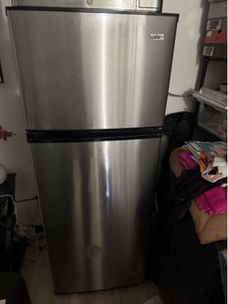 Summit Refrigerator