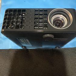 New Dell M110 Portable Projector