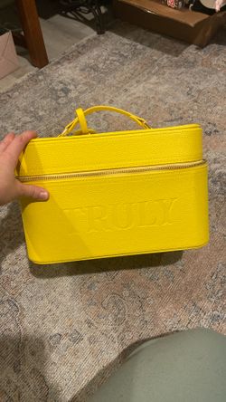 New Truly Travel Case