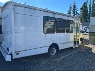2000 Ford E-350