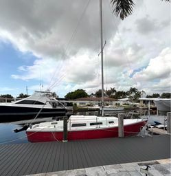 Sailboat Catalina 25 - Must Sell