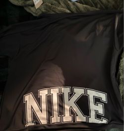 New with tags Nike Dri-Fit long sleeve 3xl
