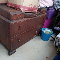 Antique Dressers 