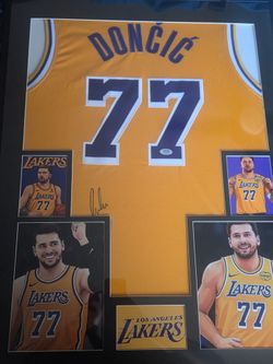 Luka doncic SIGNED JERSEY PSA/DNA