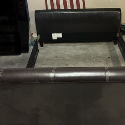 Bed Head and Foot Board Frame - Size Queen 