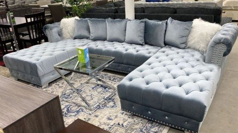 GREY VELVET SECTIONAL 