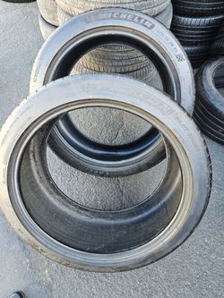 I Am Selling This Two Pcs Of Tires MICHELIN PILOT SPORT 4S 325/35/23" 80%