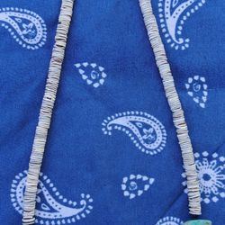 Gray Oyster And Turquoise Necklace 