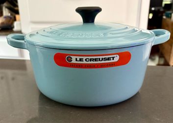 Le Creuset 22CM/3.5QT Sky Blue Round Dutch Oven NWT