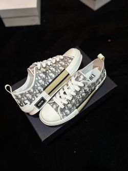 White Dior B23 (8,9,10M)