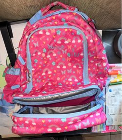 Girls Bentgo backpack with lunch bag attached