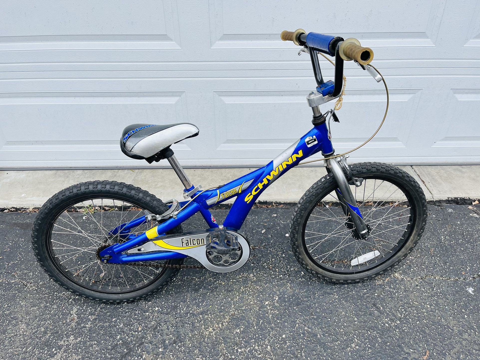 Schwinn Falcon 20” bike in great condition! 