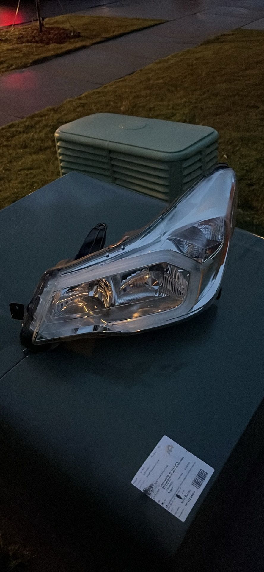 2014-2016 SUBARU FORESTER HEADLIGHT LEFT SIDE FACTORY OEM