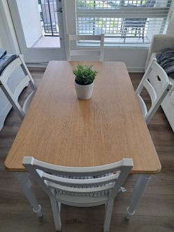 Dining table + chairs