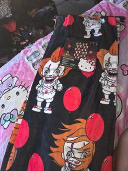 Pennywise blanket