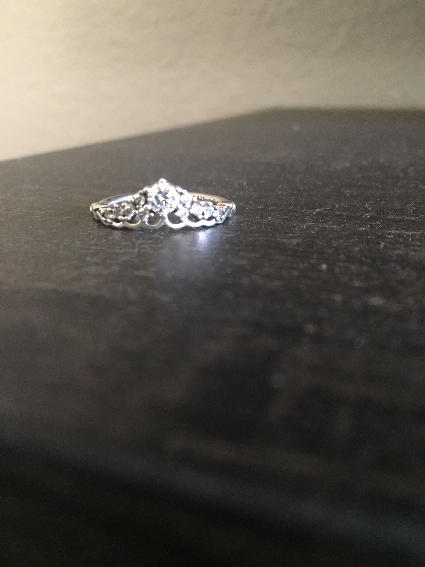 Pandora fairytale tiara ring. Approx size 7. for Sale in Tampa, FL