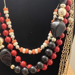 Vintage Costume Necklaces. 