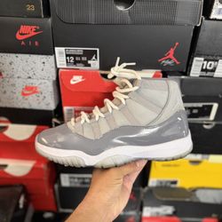 2021 Jordan Cool Grey 11s size 9.5 USED But Clean 