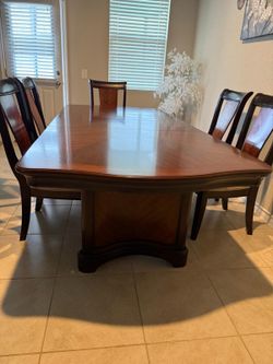 Dining set