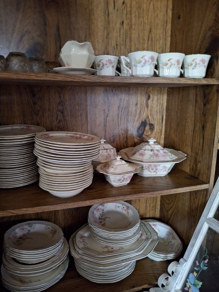 China Dishes Sets