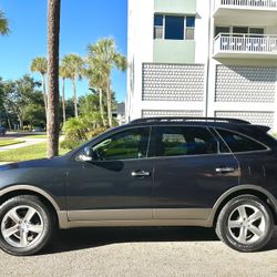 2008 Hyundai Veracruz AWD only 68,000 miles