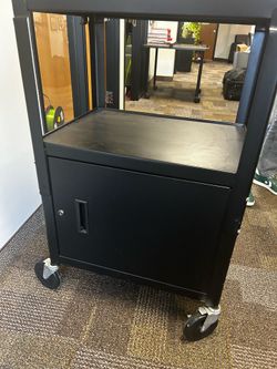 Cart with lockable door