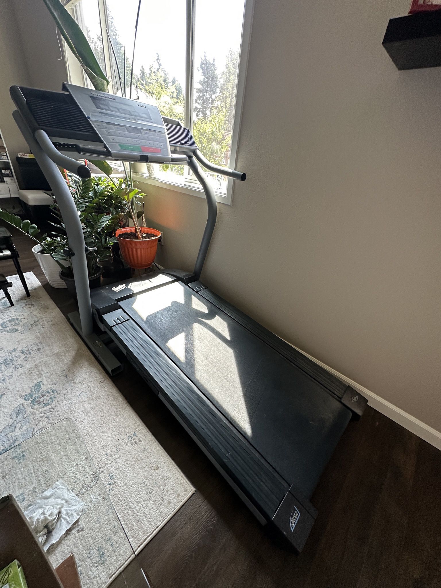 NordicTrack C2200 treadmill 