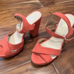 👠 Anne Klein Red Suede Platform Sandals 👠