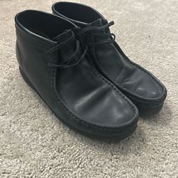 Black Clark Wallebee Boot