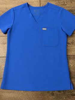 Figs Top
