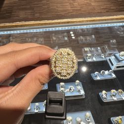 10k Gold REAL Diamond Ring With Almost 3ctw Diamonds For A Good Price!!