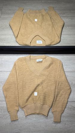 New Vintage 1970s Kids / Toddlers Beige 100% Acrylic Cardigan Sweater