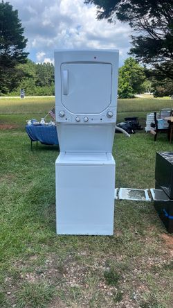 GE Washer/Dryer stacker