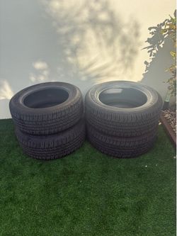 Bridgestone dueler tires 33 inches diameter size 275/60R20