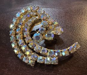 Vintage Brooch with AB Rhinestones 