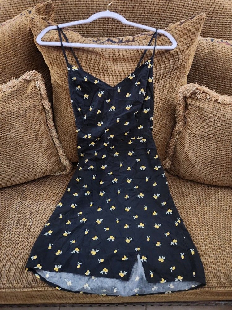 VESTIDO HOLLISTER XS NUEVO