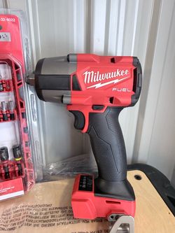 Milwaukee 1/2 impact wrench